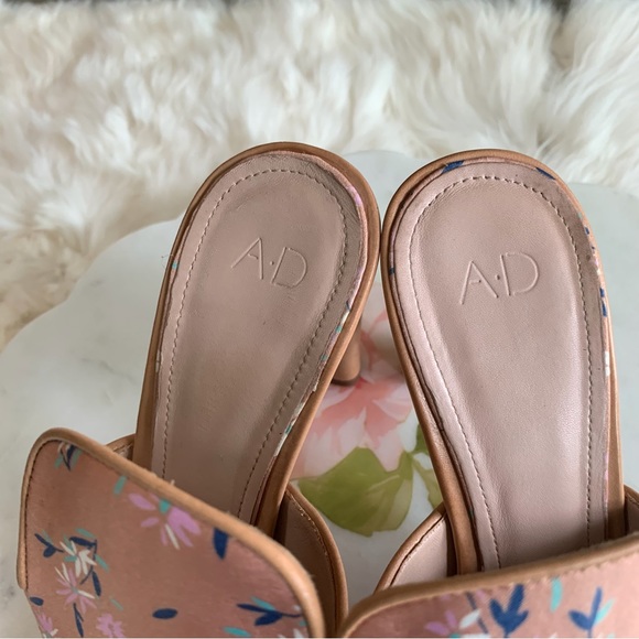 AD DAUGHTERS FLORAL SLIP-ON MULES - Picture 3 of 14